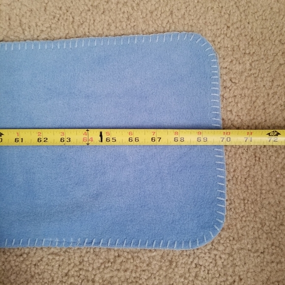 Bundle for $5 ❄ Light Blue Cozy Soft Blanket Hat and Scarf - Picture 6 of 8